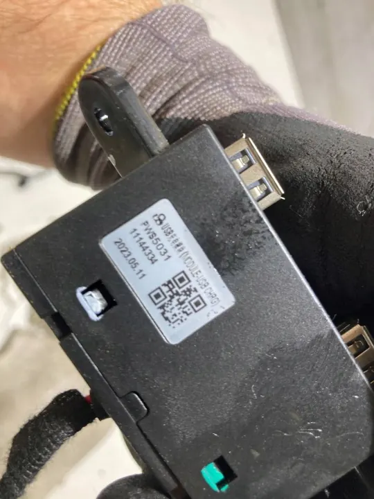 MG ZS 2023 USB-aansluiting OEM PWS5031 - Gebruikt image 3