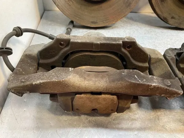 Jeu de freins BMW OE OEM 6036 pour Série 5 F10/F11 image 10