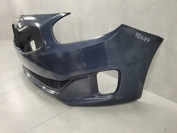 Parachoques delantero Kia Carens IV 2013-2016 OEM image 3