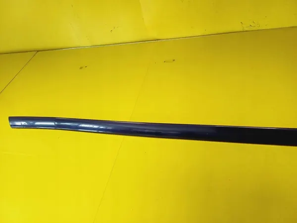 Audi A4 B5 Front Left Door Trim 8D0853953 image 2