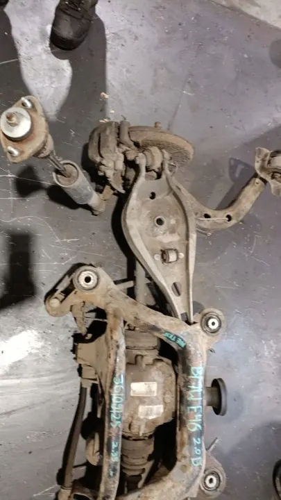 Suspension arrière BMW E46 OEM bmw e 46 - Occasion image 3