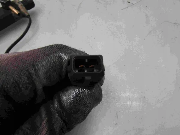 Iniettore A4 B5 98R 1.9 TDI Passat B5 028130201S image 7