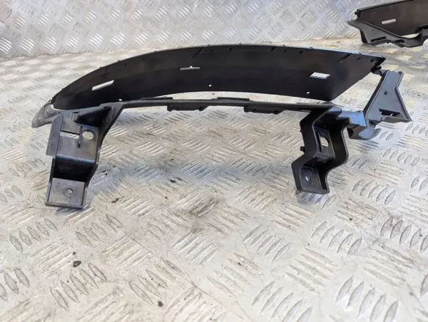 OEM 9835213880 rechter koplampframe voor Opel Mokka B image 4