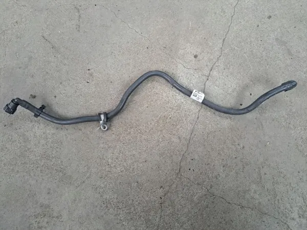 Tubo de combustible OEM 21743848 para Renault Gama T, Volvo FH4/FM4 image 2