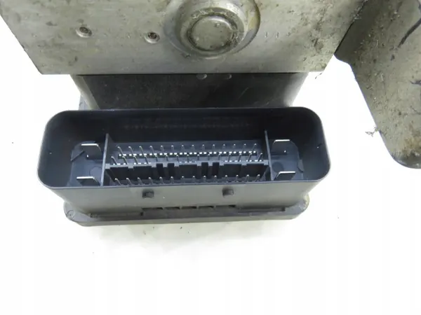 Pompe ABS OEM 06210950173 pour Mazda 5 image 3