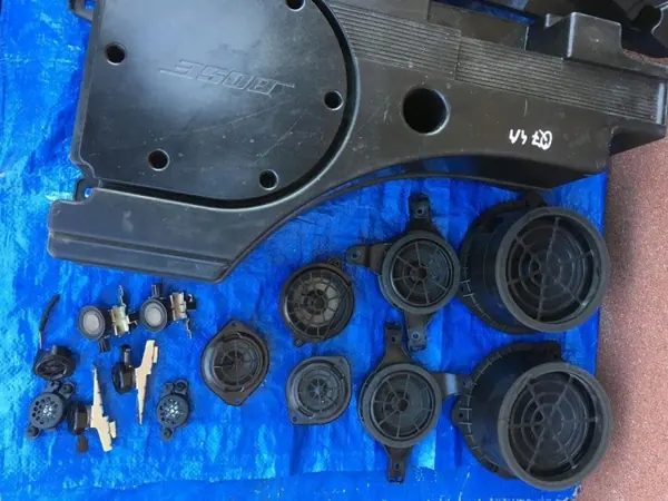 Audi Q7 BOSE Högtalarsats OEM 4M0035297 2017 image 4