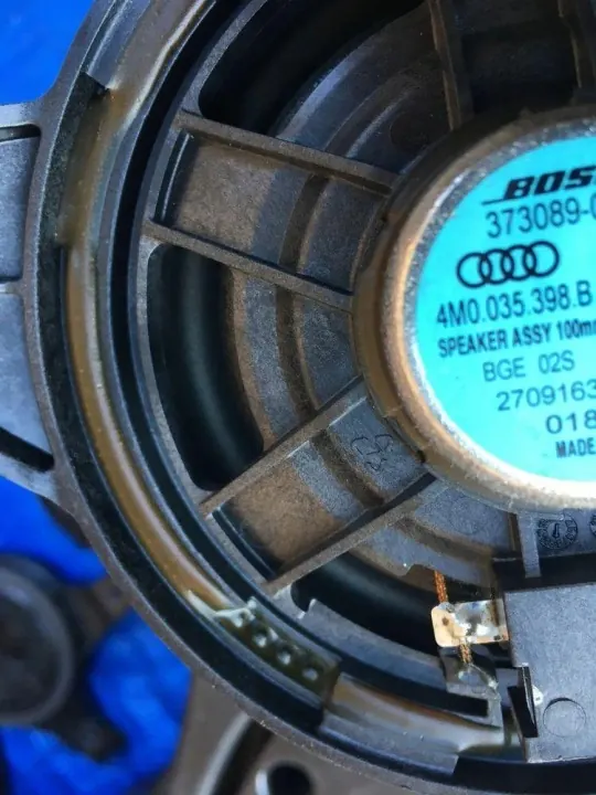 Audi Q7 BOSE Högtalarsats OEM 4M0035297 2017 image 9