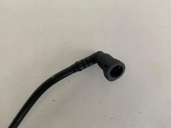 Polttoainejohto OEM 8K0201220A Audi A4 A5 Q5:lle image 4