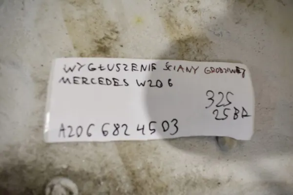 Isolamento anteparo OEM A2066824503 55 Mercedes W206 image 4
