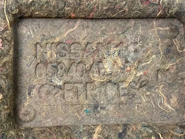 Nissan OE 658404EA0A Motorhuvudisolering image 5