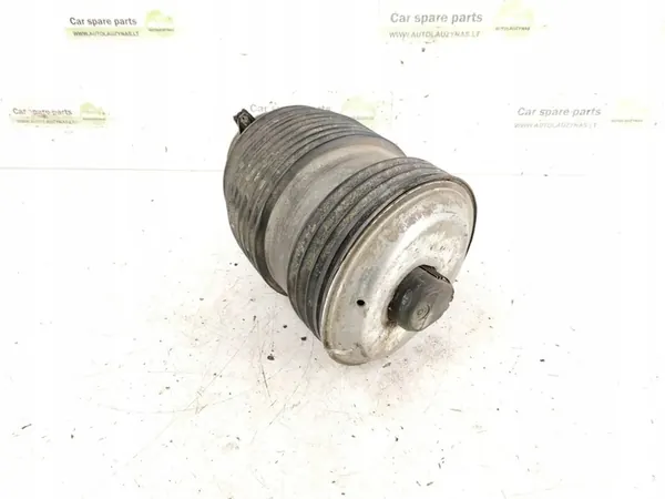 Mercedes-Benz C W205 2016 Bakre högra stötdämpare OEM image 5