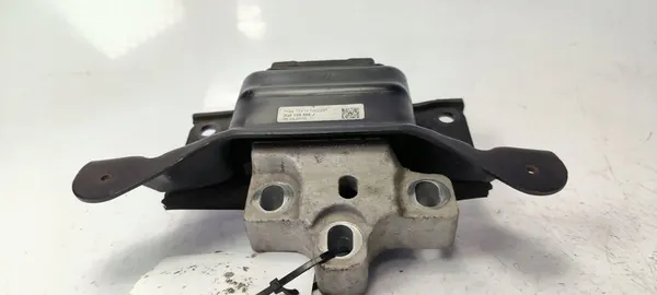 Vaihteiston tuki 3Q0199555J Volkswagen Passat B8 R-Line image 4