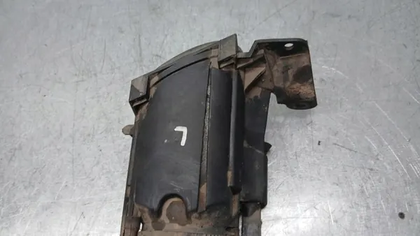 Farol esquerdo Audi A6 C5 1.8B 97R 4B0941699A image 9