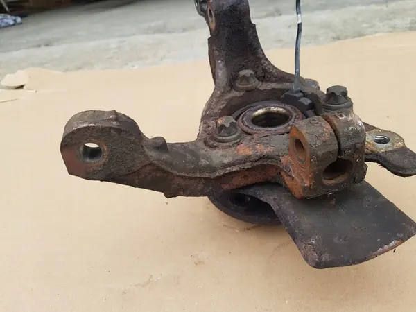 Snodo + Mozzo + Sensore Sinistro Anteriore Opel Zafira B image 10