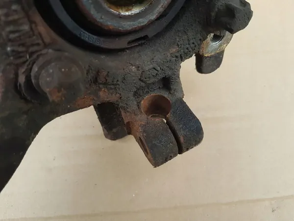 Snodo + Mozzo + Sensore Sinistro Anteriore Opel Zafira B image 9