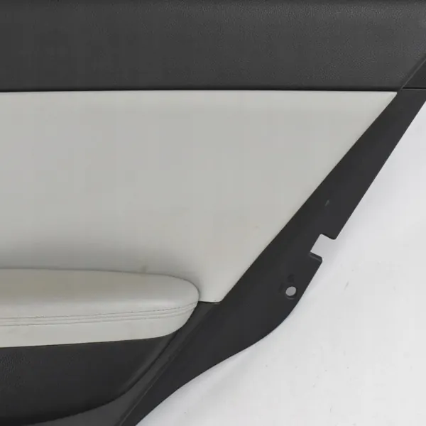 Painel Couro Porta Traseira Direita OEM 83308-F1010 image 3