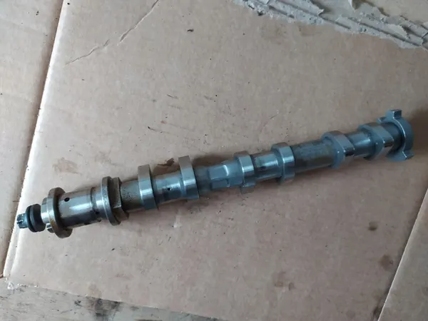 Árbol de levas Peugeot 1.2 VTI 9675439980 image 2