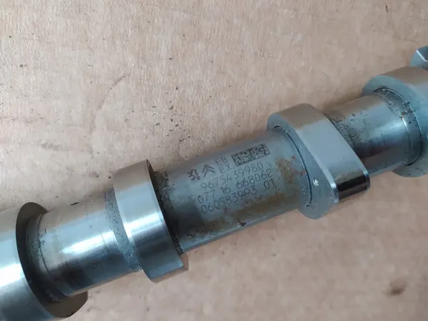 Árbol de levas Peugeot 1.2 VTI 9675439980 image 3