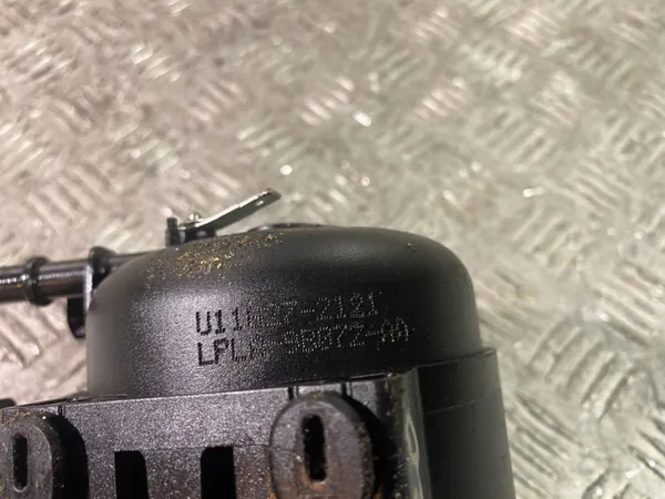 Brandstofffilterhuis Land Rover OEM LPLA9B072AA image 3