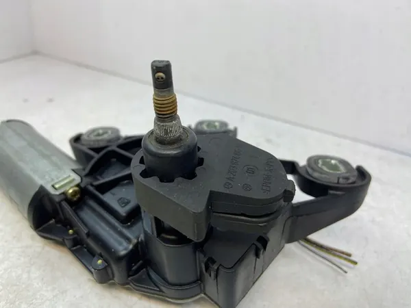 Mercedes-Benz OE A203 820 46 42 Heckwischermotor image 6