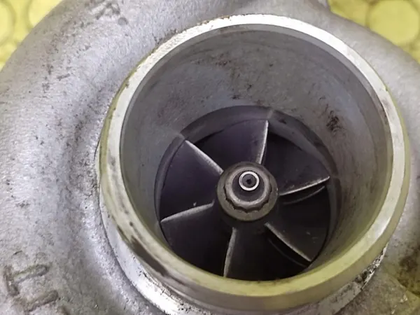 OPEL ZAFIRA A 2.0 DTI Turbocompressore image 3