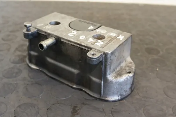 Couvercle de soupape Aixam Microcar Kubota 0.4D Z402 image 3