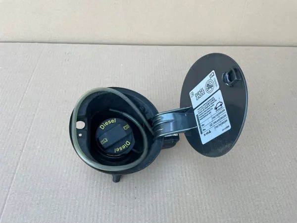 Tapa de combustible VW POLO 6C LD7R - Pieza OEM image 8