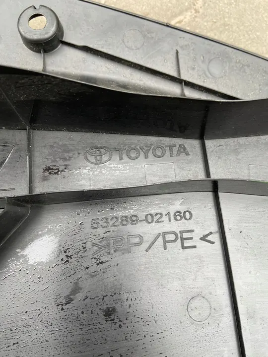 TOYOTA COROLLA E21 SEDAN FRONT SEAT BELT COVER 53289-02160 image 3