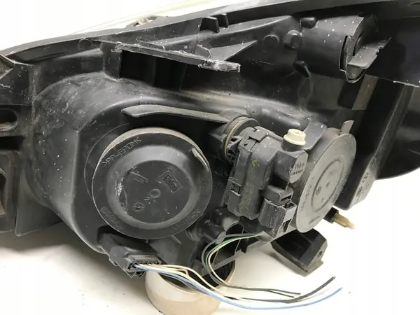 Farol Dianteiro Direito Renault Clio III 05-09 OEM image 10