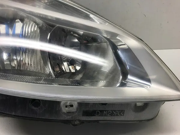 Farol Dianteiro Direito Renault Clio III 05-09 OEM image 2