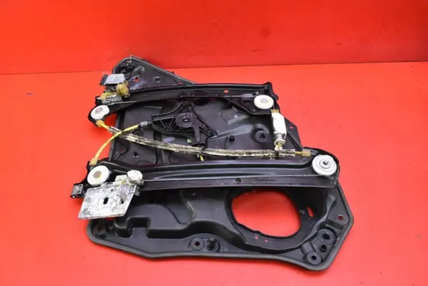 Käytetty vasen takaikkunanostin OEM A1177300179 image 8