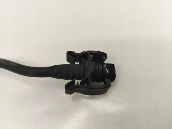 OEM UVY7302 Framruta spolarör Peugeot 308 2015 image 5