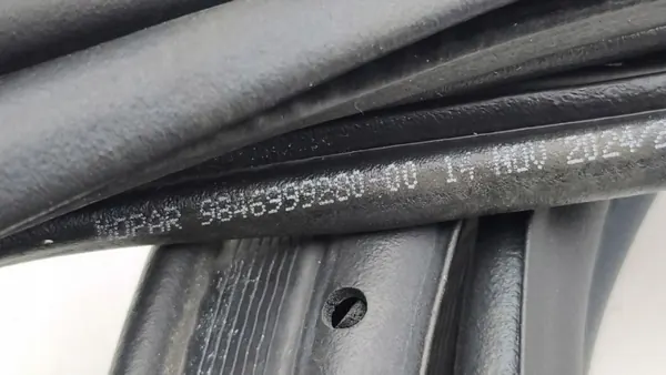 Junta porta-malas Citroen C4 III e-C4 2022 OEM 9646999280 image 7