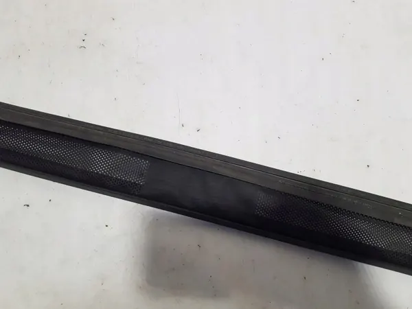 Mercedes W207 Tuulensuoja OEM A2077840070 image 7