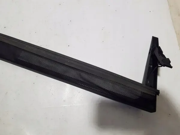 Mercedes W207 Tuulensuoja OEM A2077840070 image 8