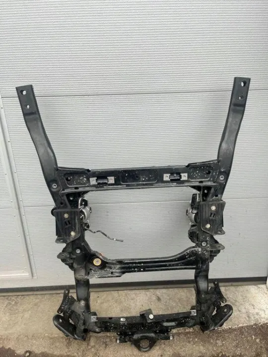 Land Rover Defender L663 Trineo OEM L8B25C145BH image 3