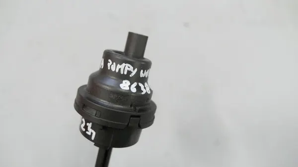 BMW Vattenpump Grommet 8638026 image 5