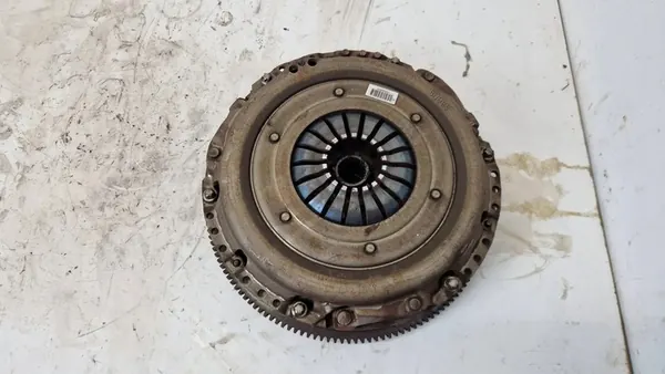 Kaksoismassaväkäri SAAB 93 2.8T V6 XWD 55562133 image 2