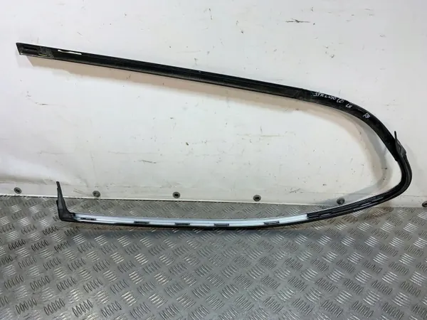Alfa Romeo FBZ27638 Zijruitlijst - Gebruikt image 4