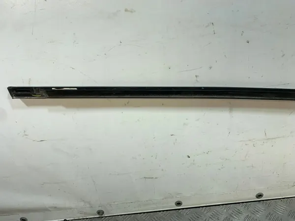 Alfa Romeo FBZ27638 Zijruitlijst - Gebruikt image 5