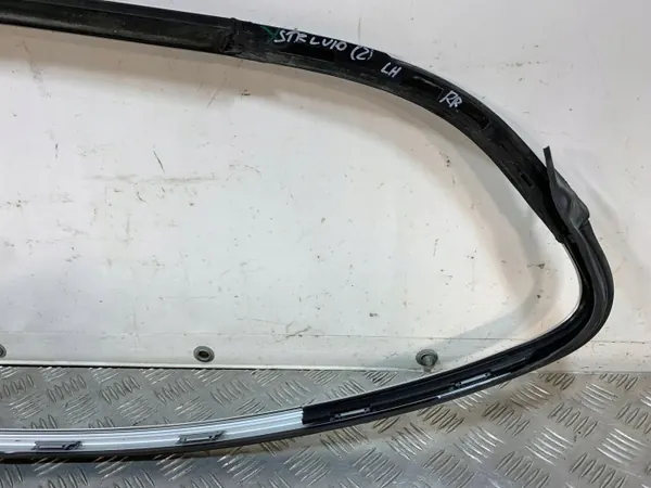 Alfa Romeo FBZ27638 Zijruitlijst - Gebruikt image 6