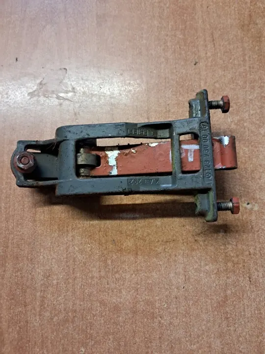 Mercedes W123 deurstop achter OEM 1237300016 image 2