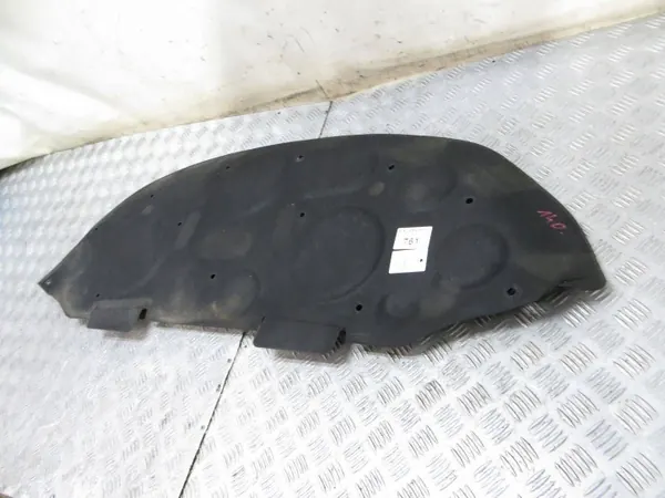 Isolation de capot Mercedes W246 OEM GIS63352 image 3