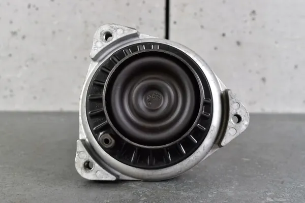 Soporte de motor derecho BMW M5 F10 M6 F06 F13 F01 6851264 image 5