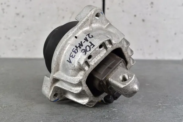 Soporte de motor derecho BMW M5 F10 M6 F06 F13 F01 6851264 image 6