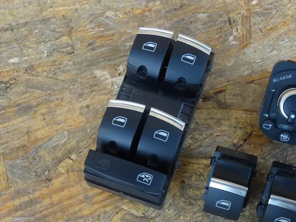 AUDI A3 8P 5D Lift Fensterheber Schalter Set Chrom image 2