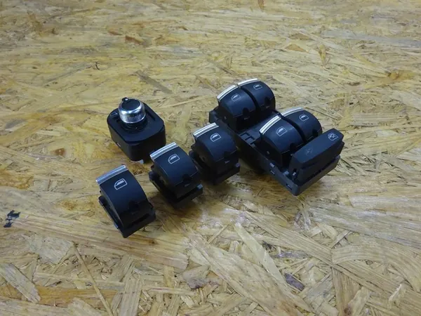 AUDI A3 8P 5D Lift Fensterheber Schalter Set Chrom image 7