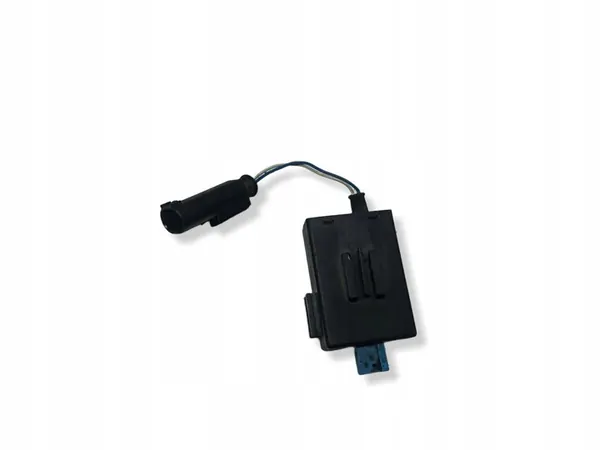 Contrôleur de Pompe à Carburant BMW 5 (G30) 2.0L 2018 OEM 55892110 image 6