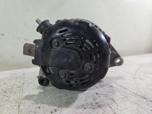 Vaihtovirtageneraattori Kia Sportage IV 1.7 CRDI OE 37300-2A700 image 2