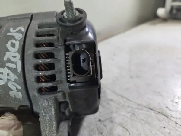 Vaihtovirtageneraattori Kia Sportage IV 1.7 CRDI OE 37300-2A700 image 5